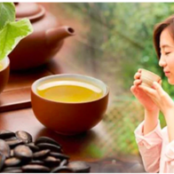 Dùng trà xanh đẹp da giữ dáng cần phải nhớ 3 điều cốt yếu sau, không thì đừng dùng