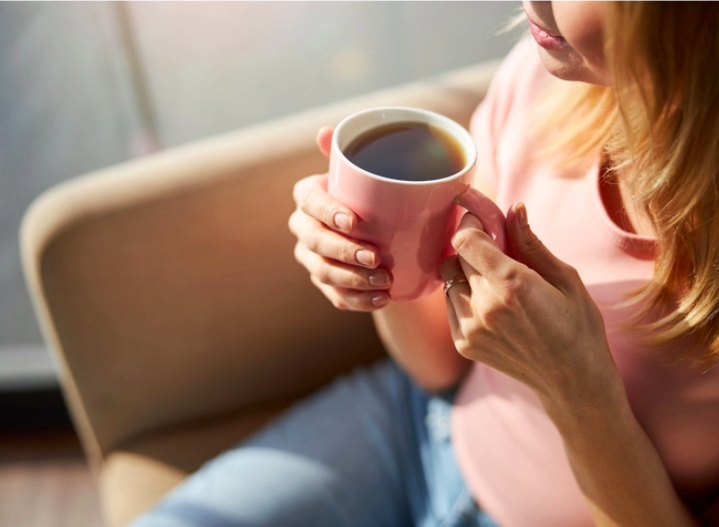 Uống nước buổi sáng giúp kéo dài tuổi thọ, nhưng 5 loại nước này phải tránh xa